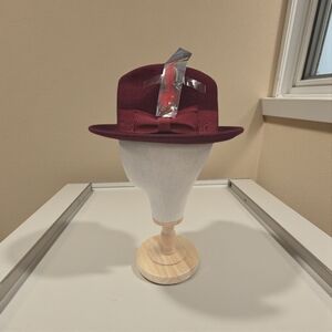 MONTIQUE ICONIFY COLLECTION BURGUNDY 2 1/4" BRIM BEAVER LOOK FELT HAT. H81